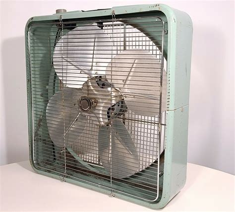 lasko metal blade box fan|lasko 30 inch fan blade.